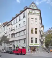 Filiale einer großen Biosupermarktkette in der Motzstraße