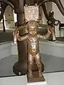 Brunnen-Detail: Preußen. Einer der acht Knaben