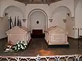 Grab Otto von Bismarcks und seiner Frau im Bismarck-Mausoleum