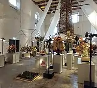 Blumenschau des FDF(Ehemalige Kapuzinerkirche, Juni)