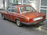 2500, Heckansicht, 1971–1977
