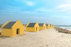 Sklavenhäuser an der Südwestküste von Bonaire