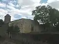 ehemaliges Schloss von Boucagnères - Mauern und Turm