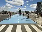 Diagonaler Radweg vom Yrsa-Platz auf die Brücke