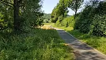 Der Brehmbachtalradweg am Bahnhof Dittwar