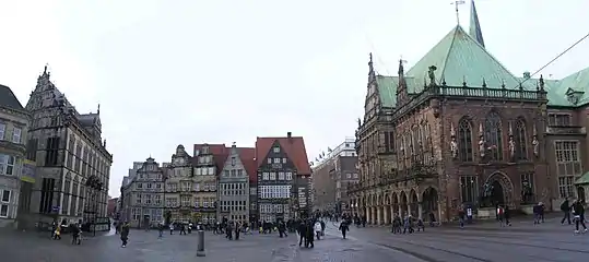 Bremer Markt von Süd­osten&nbsp;– Montage aus Fotos mit Merians möglichen Blick­richtungen