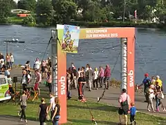 Zugang zum Festival­gelände am Oster­deich aus Richtung Altenwall&nbsp;/ Tiefer, Breminale 2015