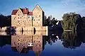 Ansicht der Anlage von Osten über den Burgteich (2005)