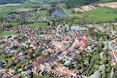 Bruck (2017)