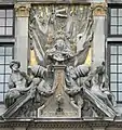 Skulpturen am Haus Nr.&nbsp;1/2