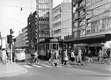 Spiegel-Triebwagen in Originalausführung in der Karlsruher Kaiserstraße, 1961