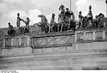 Quadriga des Kutschpferdestalls, vor 1945