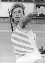 Die Olympiasiegerin von 1988, EM.Zweite von 1986, Vizeweltmeisterin von 1987 und Weltrekordinhaberin Petra Felke errang die Bronzemedaille