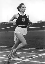 Die Olympiazweite von 1956 Christa Stubnick,hier in Stockholm auch Dritte über 100&nbsp;Meter,kam auf den fünften&nbsp;Platz