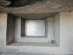 MG-Scharte von außen am Bunker 280