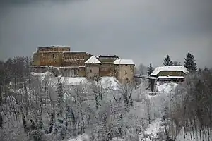 Ruine Hohenrechberg, 1179 bis 1986 im Besitz der Familie