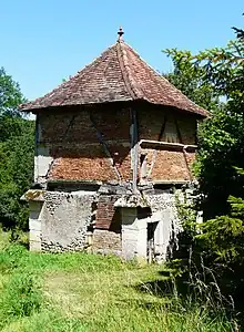 Taubenturm von Rousselie Basse