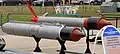 S-25OFM (mit Splitter-Spreng-Gefechtskopf, modernisiert) im Startbehälter O-25-L