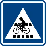 Hinweis auf Radfahrerüberfahrt in Tschechien