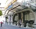 Außenansicht des Café A Brasileira (2009), vom Teatro Sá da Bandeira aus gesehen