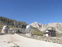 Sternwarte und der Botanische Garten auf dem Campo Imperatore