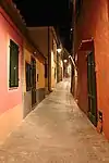 Nächtliche Gasse in Capoliveri