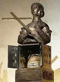 Reliquie des Kopfes der Heiligen Helena in der Krypta des Trierer Doms