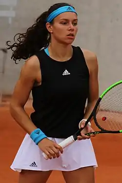 Estelle Cascino