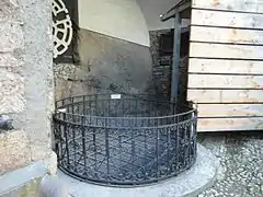 Der Burgbrunnen