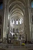 Chor mit Blendtriforium, Empore und Umgang