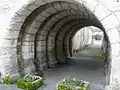 überbauter Durchgang (passage)