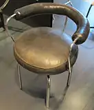 Siège pivotant (1927), drehbarer Sitz, Musée des Arts décoratifs, Paris