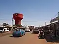 Ein durch die ONEA betriebener Wasserturm im Quartier Bodogodo in Ouagadougou