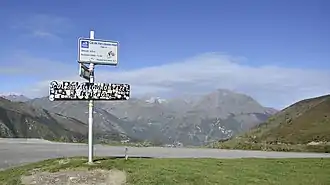 Passhöhe des Col de Val Louron-Azet (Auffahrt zum Pla d'Adet im Hintergrund)