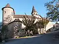 Kommende mit Kirche