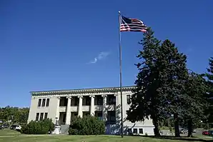 Das Cook County Courthouse in Grand Marais, seit 1983 im NRHP gelistet.