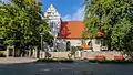 Kirche mit Ausstattung, dazu Kriegerdenkmal am Kirchhof, einige Grabsteine und Einfriedung (Einzeldenkmale zu ID-Nr. 09303459)
