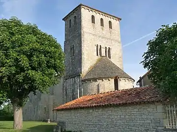 Kirche Saint-Jean-Baptiste in Coulgens
