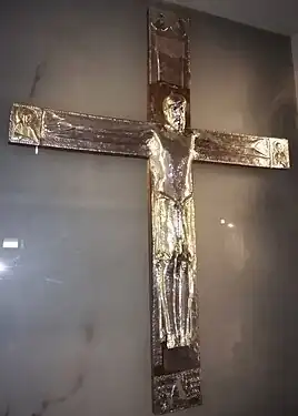 Das silberne Kreuz der Äbtissin Raingarda, 963–965.