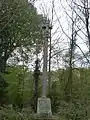 Kreuz beim Château de la Motte Basse