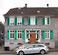 Dültgenstaler Str. 100