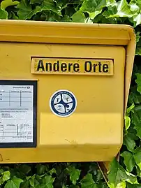 Jackwerth-Radschläger im Düsseldorfer Siegel im Stadtbild.