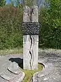Gedenkstein am westlichen Ende der Brücke