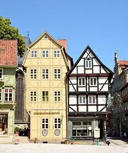 Breite Straße 1