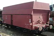 Sattelwagen mit Zweipunktverschluss