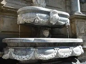 Brunnen