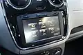 Innenansicht mit Navigationssystem MEDIA NAV