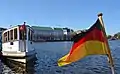 Binnenalster mit dem 1876 gebauten Alsterdampfer St.&nbsp;Georg
