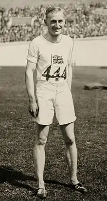 Olympiasieger David Cecil, 6th Marquess of Exeter, der unter seinem bürgerlichen Namen David Burghley&nbsp;startete