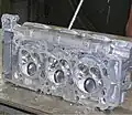 Entgraten von Motorblöcken